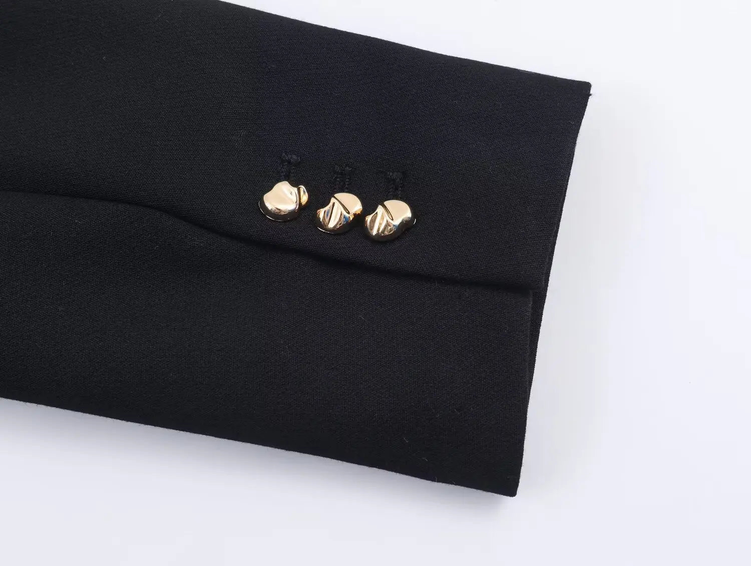 Ensemble femme 2 pièces – Blazer à manches longues avec boucle + pantalon droit – Tenue chic et élégante.