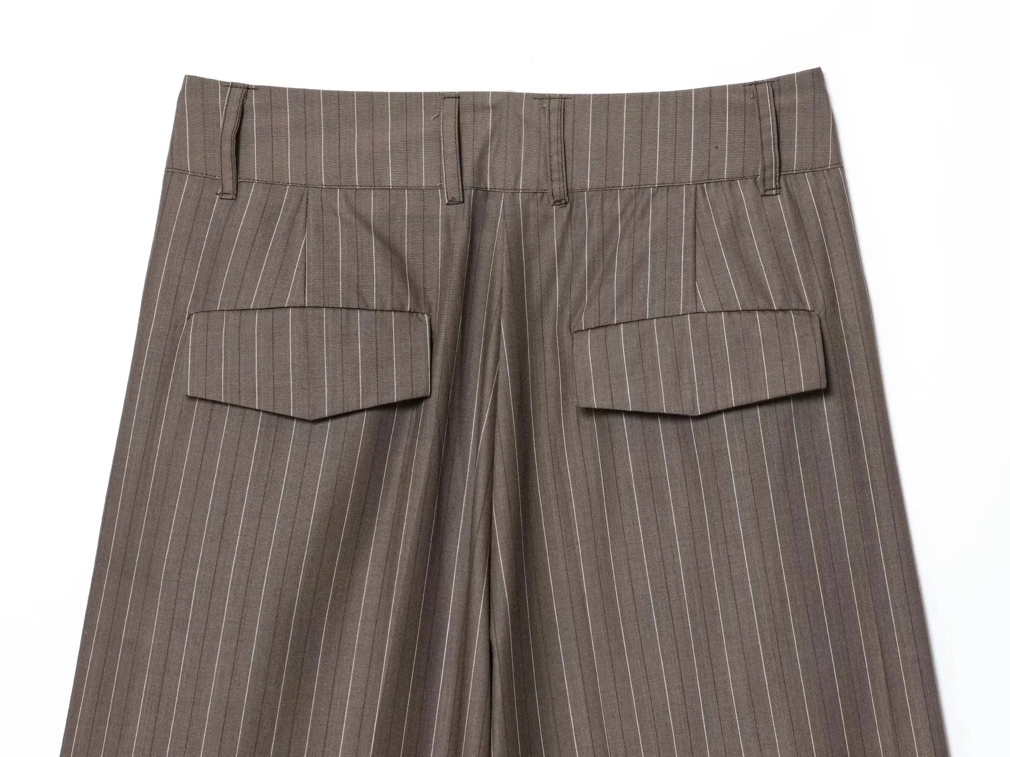 Set Blazer & Pantalon Rayures Fines – Style Moderne