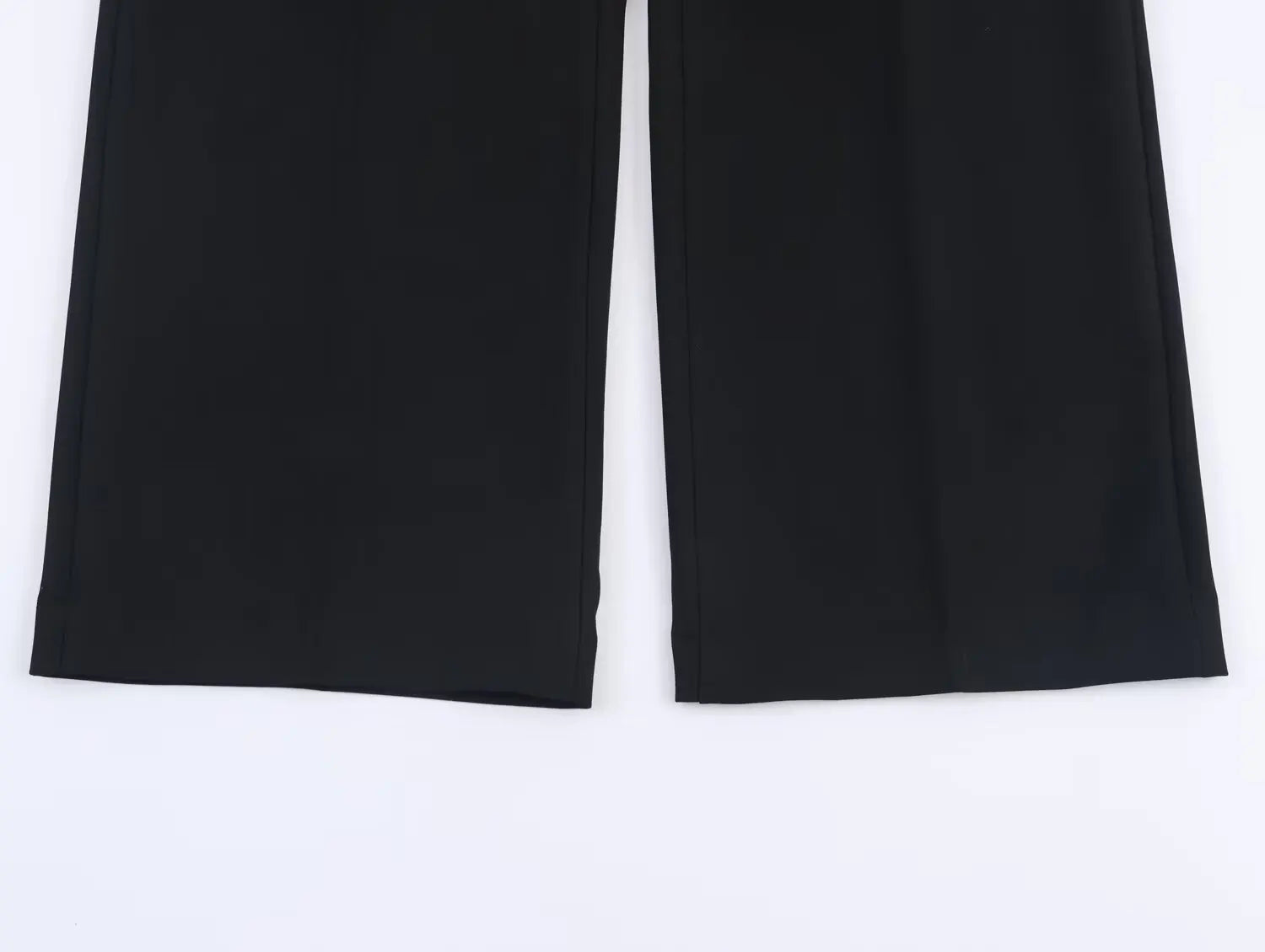 Ensemble femme 2 pièces – Blazer à manches longues avec boucle + pantalon droit – Tenue chic et élégante.