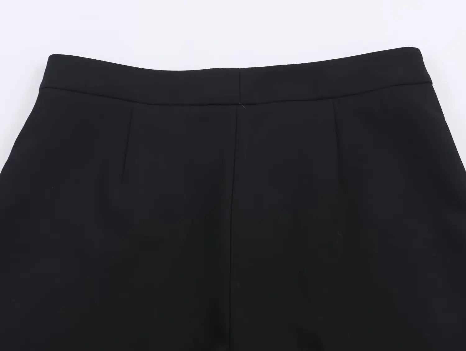 Ensemble femme 2 pièces – Blazer à manches longues avec boucle + pantalon droit – Tenue chic et élégante.