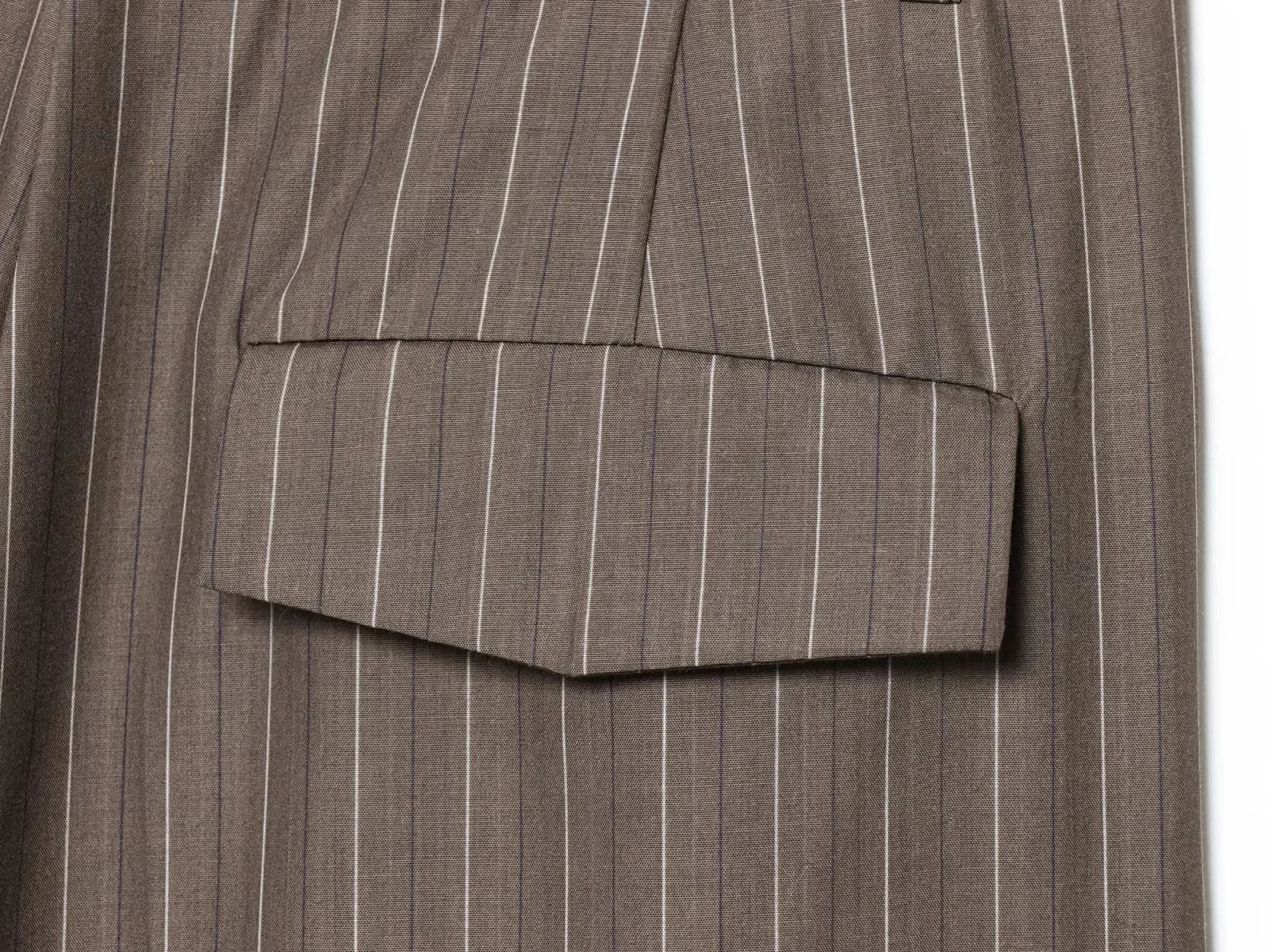 Set Blazer & Pantalon Rayures Fines – Style Moderne