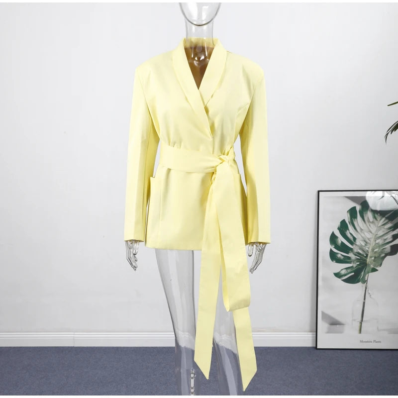 Blazer femme à ceinture, chic et décontracté pour l’été