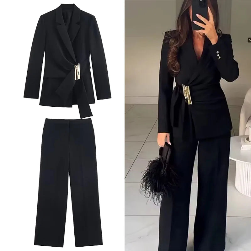 Ensemble femme 2 pièces – Blazer à manches longues avec boucle + pantalon droit – Tenue chic et élégante.