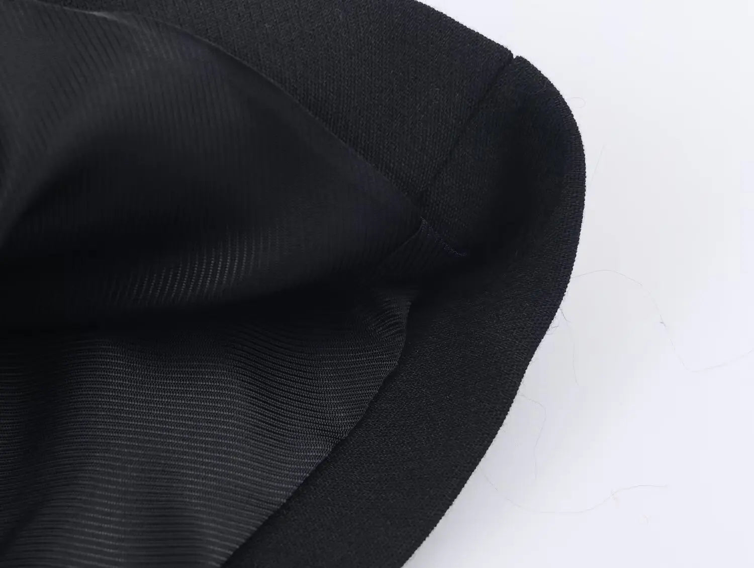 Ensemble femme 2 pièces – Blazer à manches longues avec boucle + pantalon droit – Tenue chic et élégante.